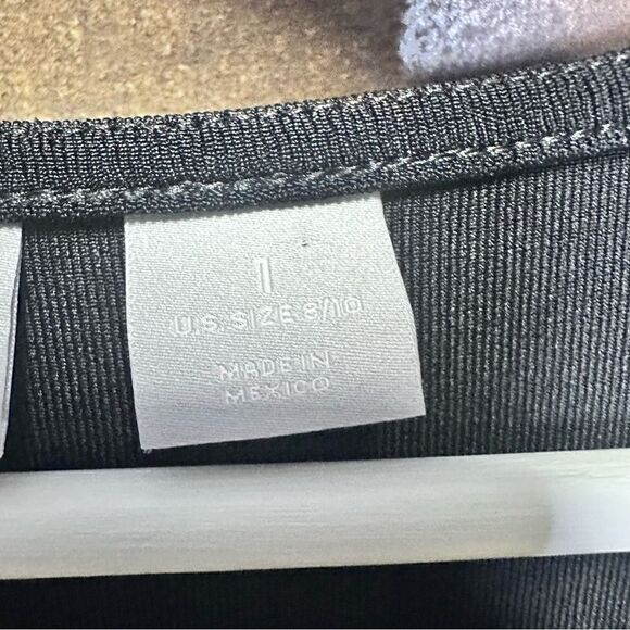 Chicos travelers skinny black cold shoulder to size 1 - Picture 3 of 8